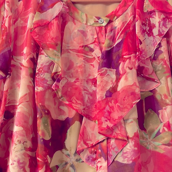 New Jones New York Top - Picture 9 of 9